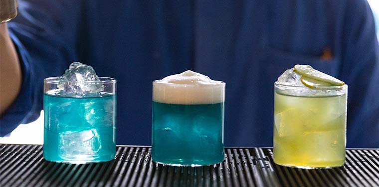 FUL sparkling spirulina drink cocktail